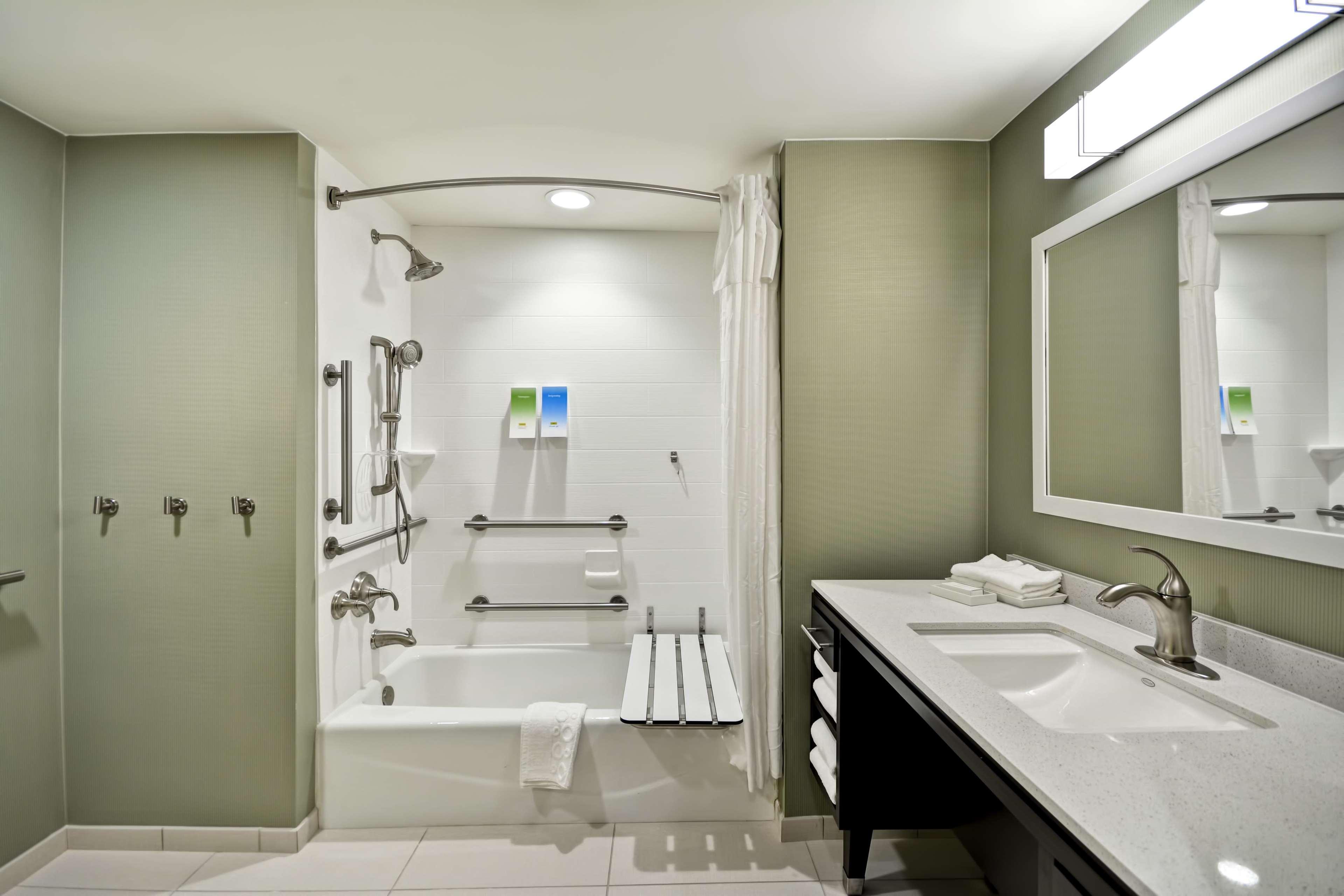 Home2 Suites By Hilton Maumee Toledo Екстериор снимка